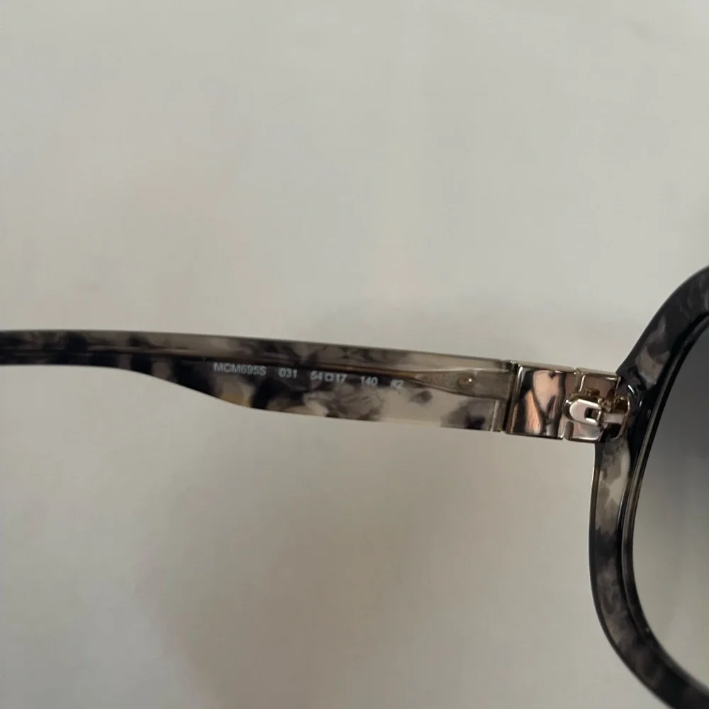 MCM Women's Grey Marble Sunglasses - Picture 7 of 7